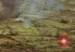 Standbild Air Strike Missionen Vietnam, 1967, aus Sekunde 31 historischem Filmmaterial Videoclip 65675057955
