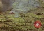 Standbild Air Strike Missionen Vietnam, 1967, aus Sekunde 32 historischem Filmmaterial Videoclip 65675057955