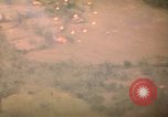Standbild Air Strike Missionen Südostasien, 1967, aus Sekunde 61 historischem Filmmaterial Videoclip 65675057956