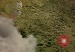 Standbild Air Strike Missionen Vietnam, 1967, aus Sekunde 35 historischem Filmmaterial Videoclip 65675057958