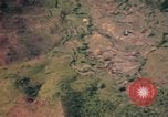 Standbild Air Strike Missionen Vietnam, 1967, aus Sekunde 24 historischem Filmmaterial Videoclip 65675057960
