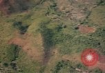 Standbild Air Strike Missionen Vietnam, 1967, aus Sekunde 27 historischem Filmmaterial Videoclip 65675057960