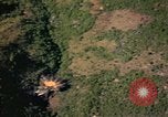 Standbild Air Strike Missionen Vietnam, 1967, aus Sekunde 49 historischem Filmmaterial Videoclip 65675057960