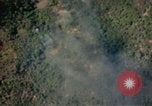 Standbild Air Strike Missionen Vietnam, 1967, aus Sekunde 56 historischem Filmmaterial Videoclip 65675057960