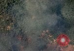 Standbild Air Strike Missionen Vietnam, 1967, aus Sekunde 62 historischem Filmmaterial Videoclip 65675057960