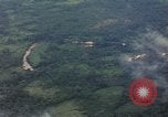 Standbild Air Strike Missionen Vietnam, 1967, aus Sekunde 8 historischem Filmmaterial Videoclip 65675057961