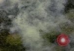 Standbild Air Strike Missionen Vietnam, 1967, aus Sekunde 23 historischem Filmmaterial Videoclip 65675057961