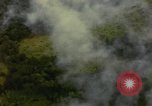 Standbild Air Strike Missionen Vietnam, 1967, aus Sekunde 25 historischem Filmmaterial Videoclip 65675057961