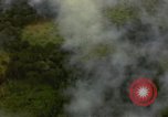 Standbild Air Strike Missionen Vietnam, 1967, aus Sekunde 26 historischem Filmmaterial Videoclip 65675057961