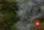 Standbild Air Strike Missionen Vietnam, 1967, aus Sekunde 28 historischem Filmmaterial Videoclip 65675057961