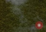 Standbild Air Strike Missionen Vietnam, 1967, aus Sekunde 37 historischem Filmmaterial Videoclip 65675057961