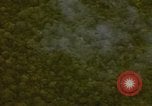 Standbild Air Strike Missionen Vietnam, 1967, aus Sekunde 39 historischem Filmmaterial Videoclip 65675057961