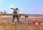 Immagine di 49della brigata di fanteria Binh Phuoc Vietnam, 1970, secondo 45 filmato di repertorio 65675057982