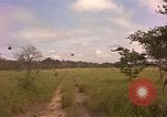 Standbild 101st Airborne Division Südostasien, 1966, aus Sekunde 10 historischem Filmmaterial Videoclip 65675057994