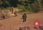 Standbild 101st Airborne Division Südostasien, 1966, aus Sekunde 42 historischem Filmmaterial Videoclip 65675057994