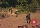Standbild 101st Airborne Division Südostasien, 1966, aus Sekunde 44 historischem Filmmaterial Videoclip 65675057994
