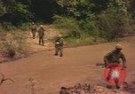 Standbild 101st Airborne Division Südostasien, 1966, aus Sekunde 45 historischem Filmmaterial Videoclip 65675057994