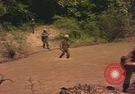 Standbild 101st Airborne Division Südostasien, 1966, aus Sekunde 53 historischem Filmmaterial Videoclip 65675057994