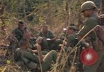 Standbild 101st Airborne Division Südostasien, 1966, aus Sekunde 23 historischem Filmmaterial Videoclip 65675057995