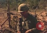 Standbild 101st Airborne Division Südostasien, 1966, aus Sekunde 55 historischem Filmmaterial Videoclip 65675057995