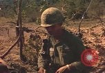 Standbild 101st Airborne Division Südostasien, 1966, aus Sekunde 56 historischem Filmmaterial Videoclip 65675057995