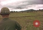Standbild 101st Airborne Division Südostasien, 1966, aus Sekunde 37 historischem Filmmaterial Videoclip 65675057996