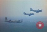 Immagine di Attacchi aerei Sud-est asiatico, 1962, secondo 10 filmato di repertorio 65675058000