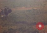 Standbild Luftangriffe Südostasien, 1962, aus Sekunde 10 historischem Filmmaterial Videoclip 65675058007