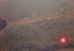Standbild Luftangriffe Südostasien, 1962, aus Sekunde 14 historischem Filmmaterial Videoclip 65675058007