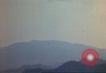 Standbild Luftangriffe Südostasien, 1962, aus Sekunde 51 historischem Filmmaterial Videoclip 65675058007