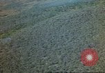 Standbild Luftangriffe Südostasien, 1962, aus Sekunde 40 historischem Filmmaterial Videoclip 65675058008