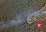 Standbild Luftangriffe Südostasien, 1962, aus Sekunde 60 historischem Filmmaterial Videoclip 65675058008