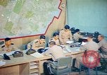 Standbild Luftangriffe Südostasien, 1962, aus Sekunde 41 historischem Filmmaterial Videoclip 65675058009