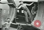 Immagine di Regno Organizzazioni di assistenza Isola di Bougainville Papua Nuova Guinea, 1944, secondo 56 filmato di repertorio 65675058024
