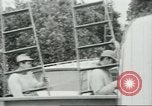 Image sélecteurs orange américain mexicain Farmersville California USA, 1968, de la seconde 15 séquences d'archives historiques vidéo 65675058040