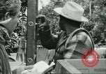 Image sélecteurs orange américain mexicain Farmersville California USA, 1968, de la seconde 37 séquences d'archives historiques vidéo 65675058040