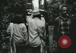 Image sélecteurs orange américain mexicain Farmersville California USA, 1968, de la seconde 60 séquences d'archives historiques vidéo 65675058040