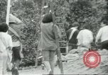 Image sélecteurs orange américain mexicain Farmersville California USA, 1968, de la seconde 8 séquences d'archives historiques vidéo 65675058041