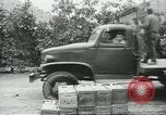 Standbild mexikanischen American orange Picker Farmersville California USA, 1968, aus Sekunde 3 historischem Filmmaterial Videoclip 65675058042