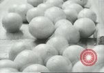 Standbild Verpackung Orangen zum Verkauf Farmersville California USA, 1968, aus Sekunde 40 historischem Filmmaterial Videoclip 65675058043
