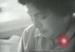 Standbild Verpackung Orangen zum Verkauf Farmersville California USA, 1968, aus Sekunde 51 historischem Filmmaterial Videoclip 65675058043