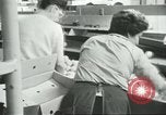 Standbild Verpackung Orangen zum Verkauf Farmersville California USA, 1968, aus Sekunde 54 historischem Filmmaterial Videoclip 65675058043