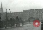 Immagine di Una città in rovina Berlino Germania, 1945, secondo 15 filmato di repertorio 65675058044