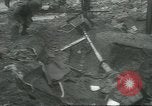 Immagine di Una città in rovina Berlino Germania, 1945, secondo 30 filmato di repertorio 65675058044