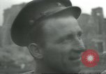 Immagine di Una città in rovina Berlino Germania, 1945, secondo 44 filmato di repertorio 65675058044