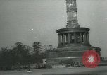 Immagine di Berlino occupata dai sovietici Berlino Germania, 1945, secondo 31 filmato di repertorio 65675058045