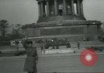 Immagine di Berlino occupata dai sovietici Berlino Germania, 1945, secondo 32 filmato di repertorio 65675058045