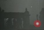 Image Victoire des alliés célébré à Berlin Berlin Allemagne, 1945, de la seconde 6 séquences d'archives historiques vidéo 65675058046