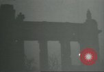 Image Victoire des alliés célébré à Berlin Berlin Allemagne, 1945, de la seconde 19 séquences d'archives historiques vidéo 65675058046