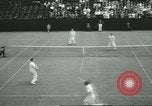Image ouvrir en double masculin Brookline Massachusetts USA, 1931, de la seconde 17 séquences d'archives historiques vidéo 65675058049